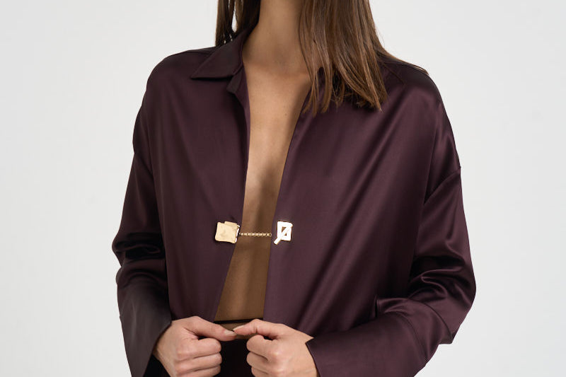 Camicia donna Alessia con chiusura gioiello vino 7913A AUBERGINE DANAME 