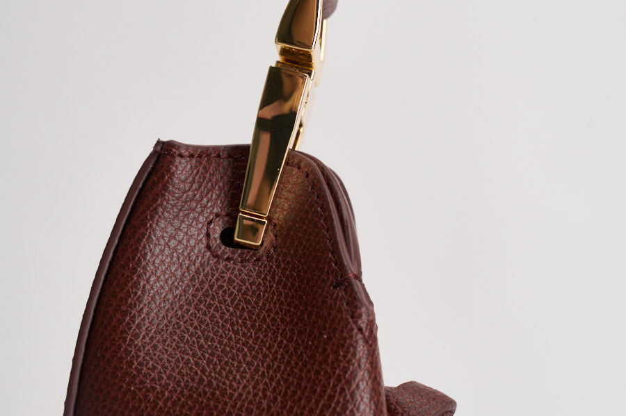 Borsa donna hobo in pelle bordeaux EW005754 AF29459U6017 EMPORIO ARMANI 