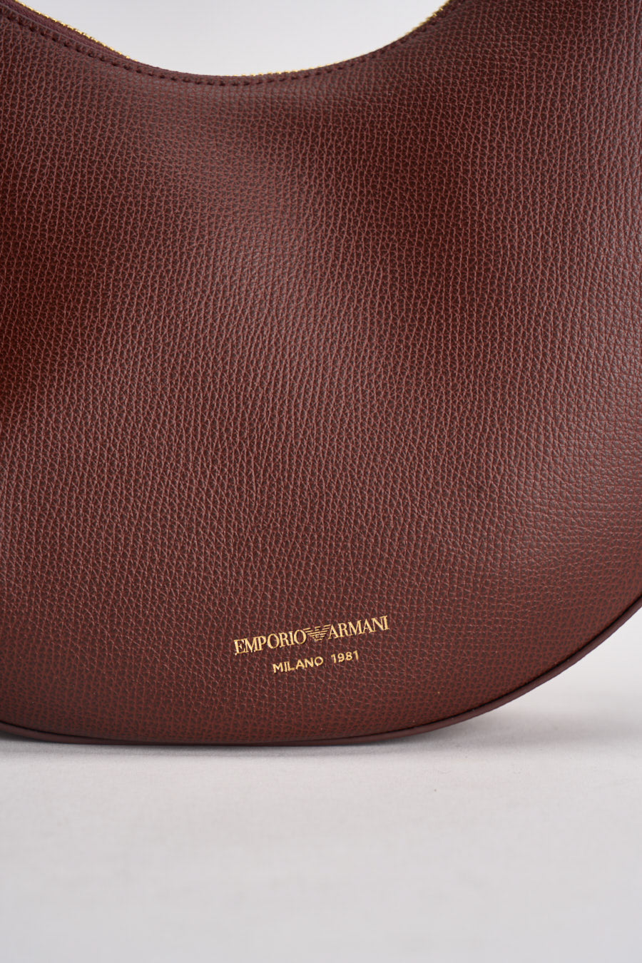 Borsa donna hobo in pelle bordeaux EW005754 AF29459U6017 EMPORIO ARMANI 