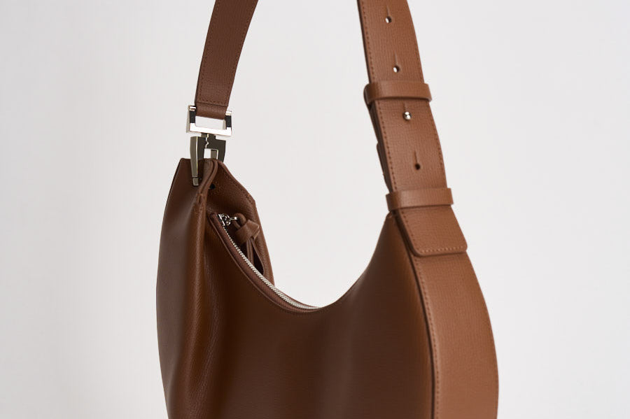 Borsa donna hobo in pelle cammello EW005754 AF29459U6124 EMPORIO ARMANI 