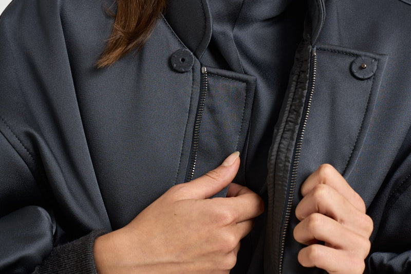 Bomber donna effetto raso grigio antracite 30252311 80 FEDERICA TOSI 