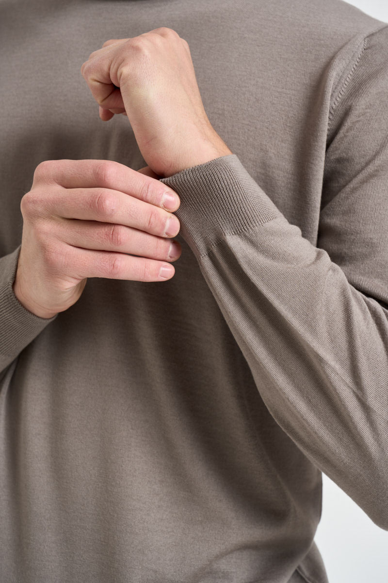 Maglia uomo girocollo in lana merino tortora GC1ML RM16R922 FILIPPO DE LAURENTIIS 