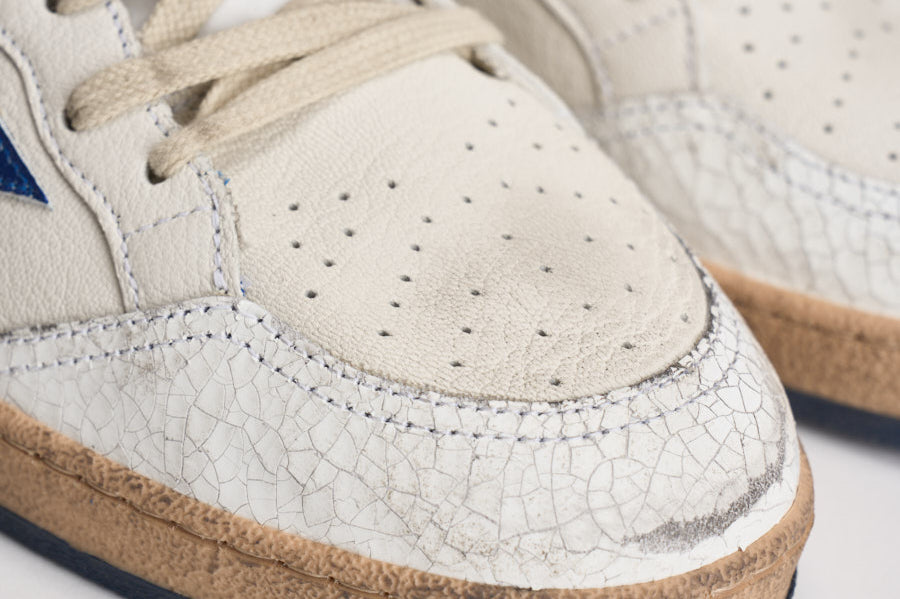 Sneakers uomo Ball Star bianco e blu elettrico GMF00117 F00219810327 GOLDEN GOOSE 