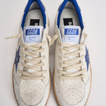 Sneakers uomo Ball Star bianco e blu elettrico GMF00117 F00219810327 GOLDEN GOOSE 
