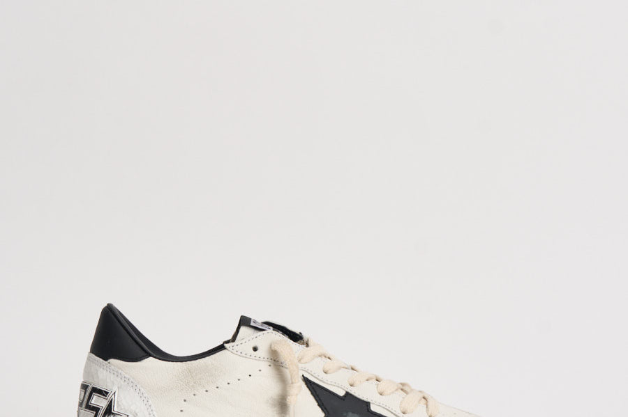 Sneakers uomo Ball Star bianca e nera GMF00117 F00377110283 GOLDEN GOOSE 