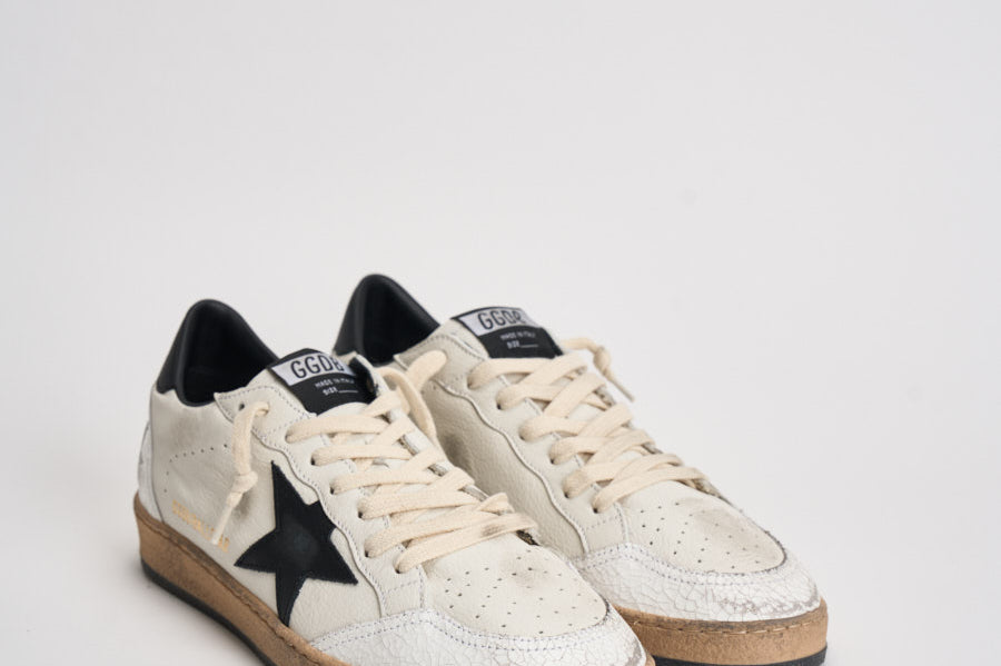 Sneakers uomo Ball Star bianca e nera GMF00117 F00377110283 GOLDEN GOOSE 
