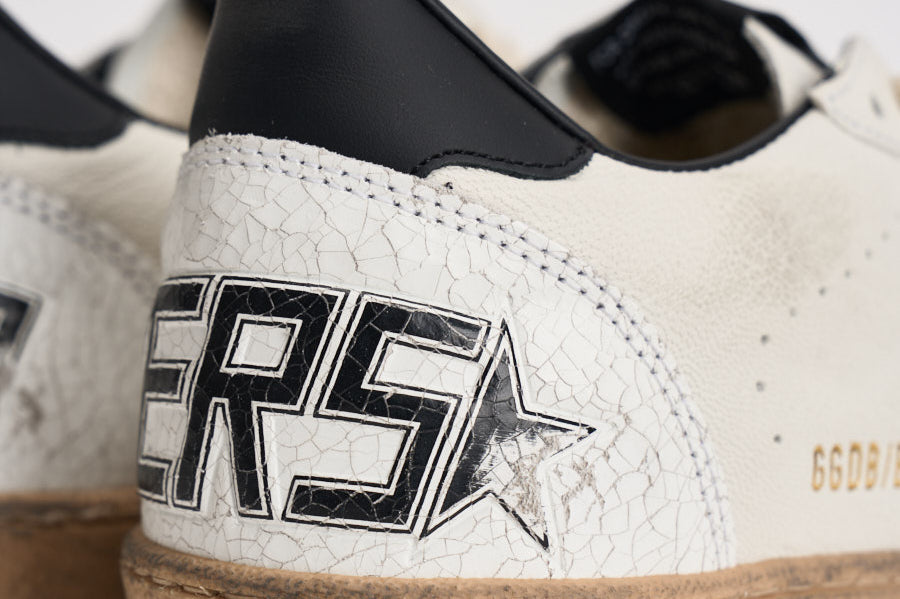 Sneakers uomo Ball Star bianca e nera GMF00117 F00377110283 GOLDEN GOOSE 