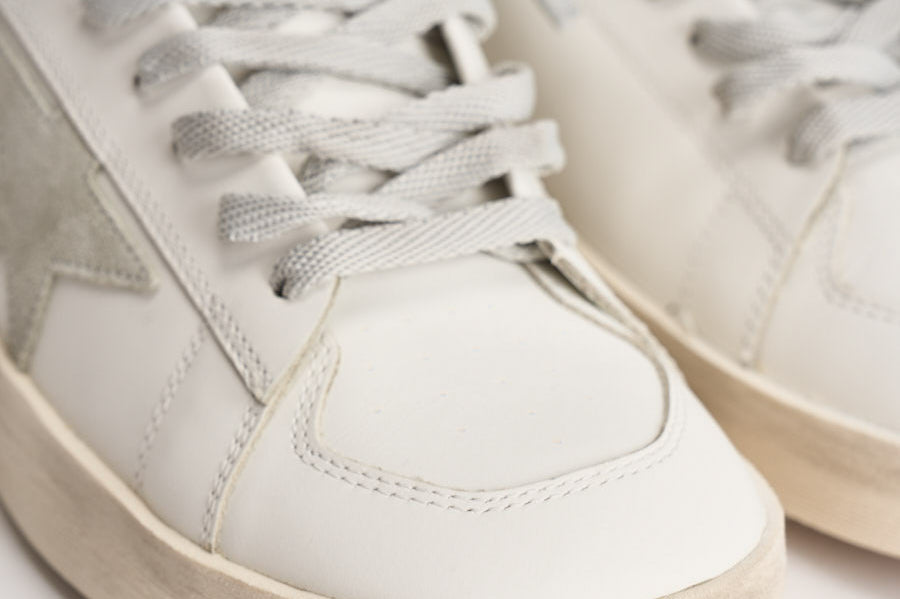 Sneakers uomo Stardan bianche e nere GMF00128 F00056710509 GOLDEN GOOSE 