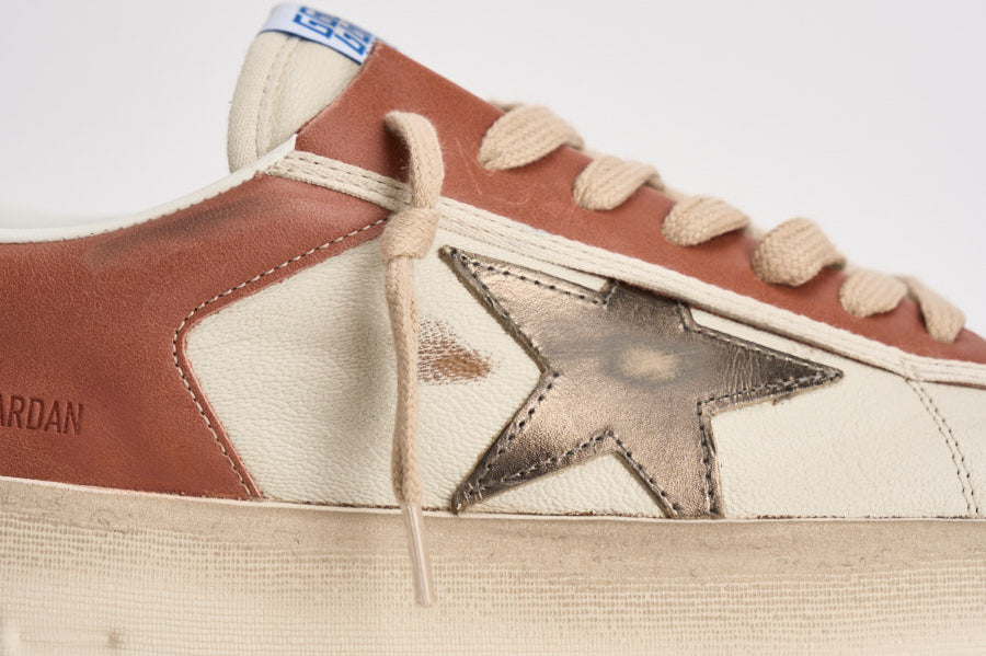 Sneakers uomo bianco e rosso mattone GMF00479 F00852612488 GOLDEN GOOSE 