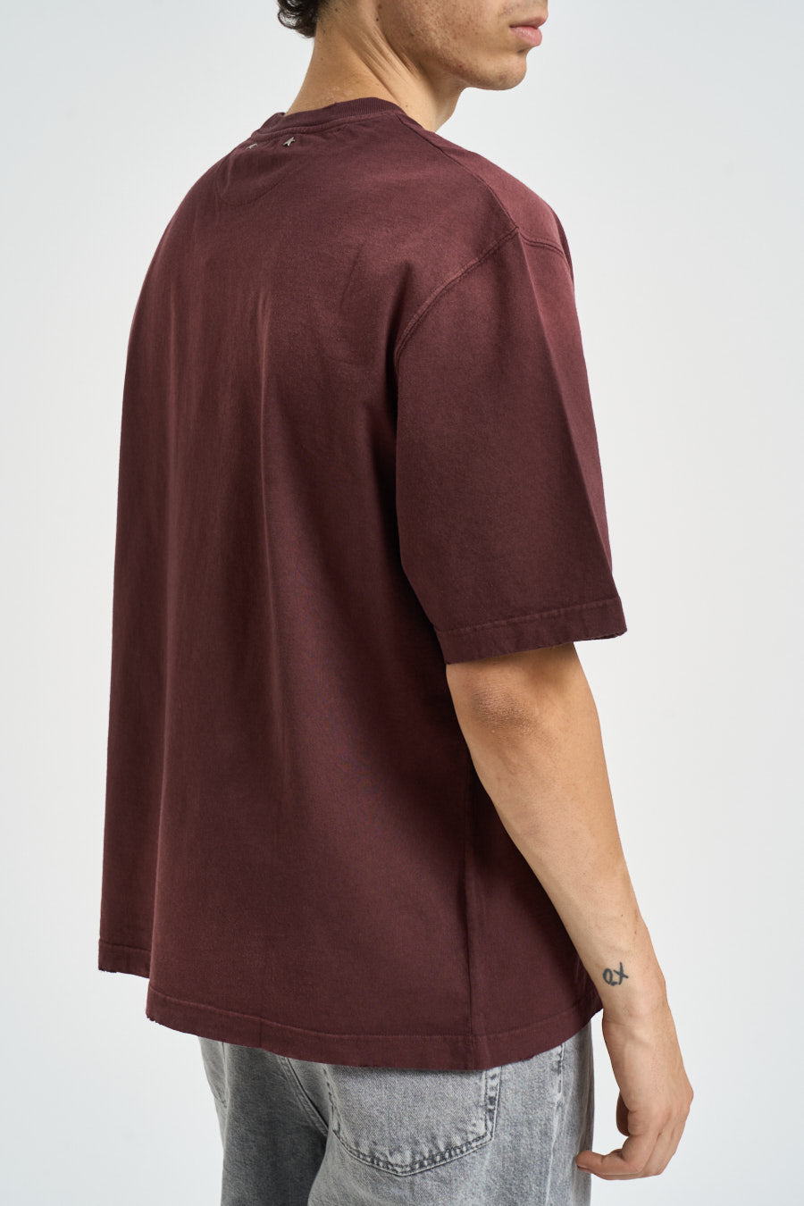 T-shirt uomo girocollo vino GUP017873 P00242040233 GOLDEN GOOSE 