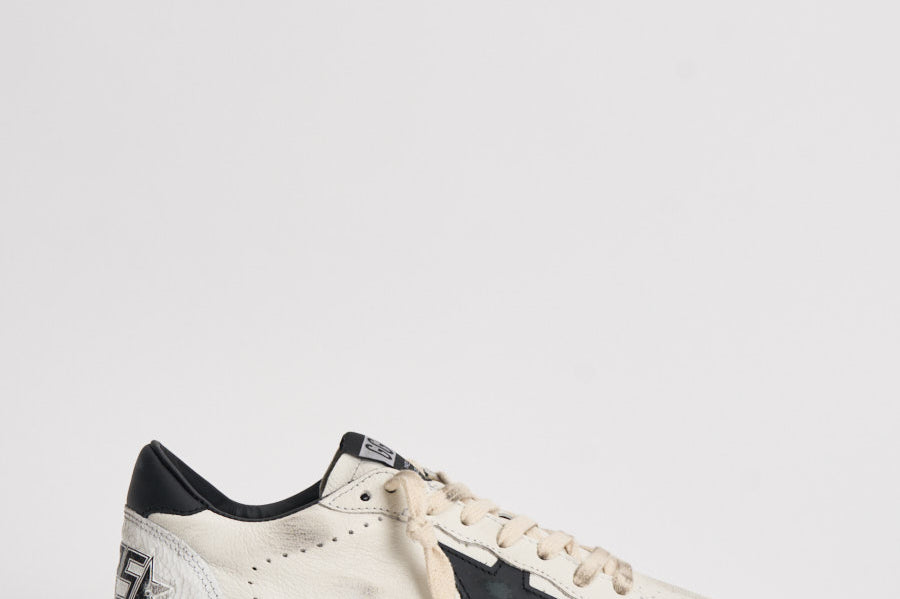 Sneakers donna Ball Star bianca e nera GWF00117 F00377110283 GOLDEN GOOSE 