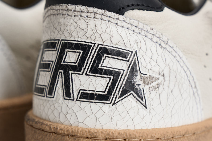 Sneakers donna Ball Star bianca e nera GWF00117 F00377110283 GOLDEN GOOSE 