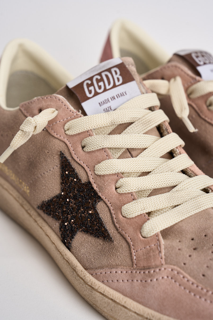 Sneakers donna Ball Star in suede rosa cipria GWF00117 F00869425819 GOLDEN GOOSE 