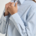 Camicia donna Oxford con righe a bastoncino celeste e bianca GWP00820 P00054880197 GOLDEN GOOSE 