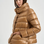 Piumino donna corto oro PI001781D 120172157 HERNO 