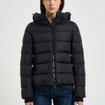 Piumino donna con cappuccio nero PI002270D 12004Z9389 HERNO 