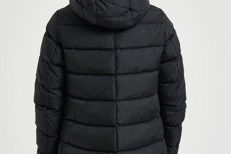 Piumino donna in nylon midi nero PI0660D 120049389 HERNO 