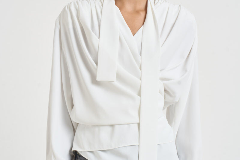 Blusa donna Bliss con nastro sul collo bianca BLISS CLOUD IRO 
