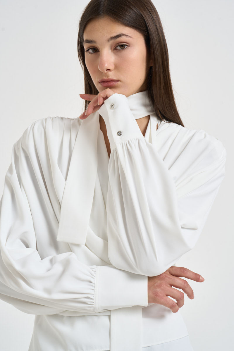 Blusa donna Bliss con nastro sul collo bianca BLISS CLOUD IRO 