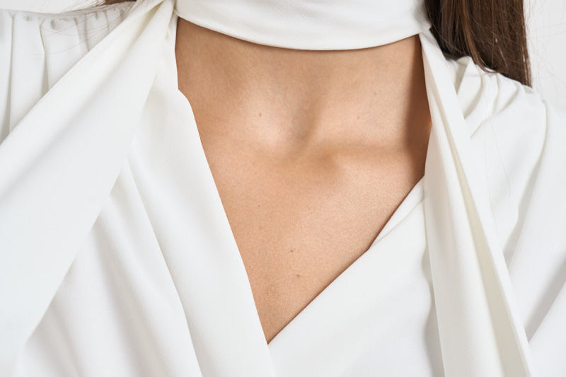 Blusa donna Bliss con nastro sul collo bianca BLISS CLOUD IRO 