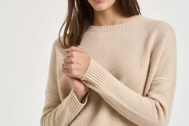 Maglia donna Amelie girocollo beige chiaro AMELIE ORGANIC KUJTEN 