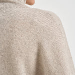 Maglia donna Tila collo alto beige chiaro TILA AVOINE KUJTEN 