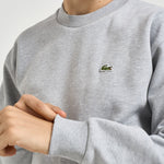 Felpa uomo a girocollo grigio chiaro SH8868 CCA LACOSTE 