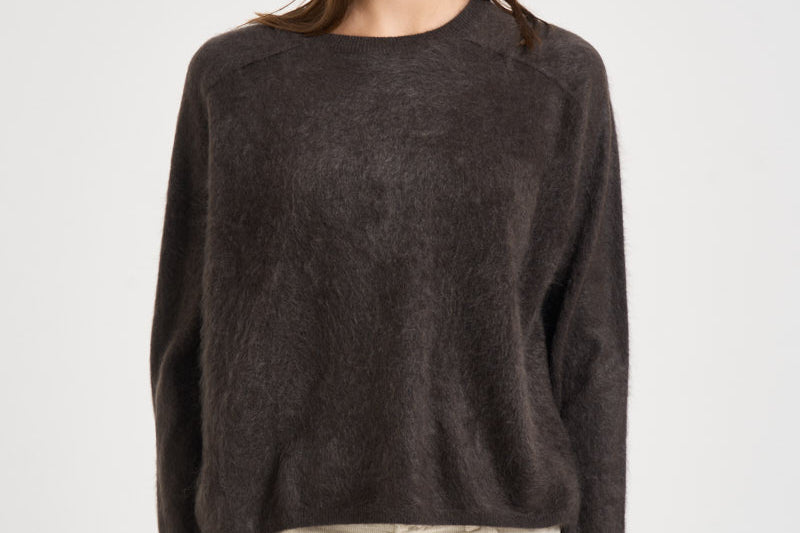 Maglia donna Lexia in cashmere marrone 2025374 WOODBRUSHED LISA YANG 