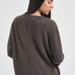 Maglia donna con bordo asimmetrico tortora mèlange F6C58 W57 LIVIANA CONTI 