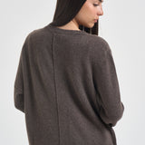 Maglia donna con bordo asimmetrico tortora mèlange F6C58 W57 LIVIANA CONTI 