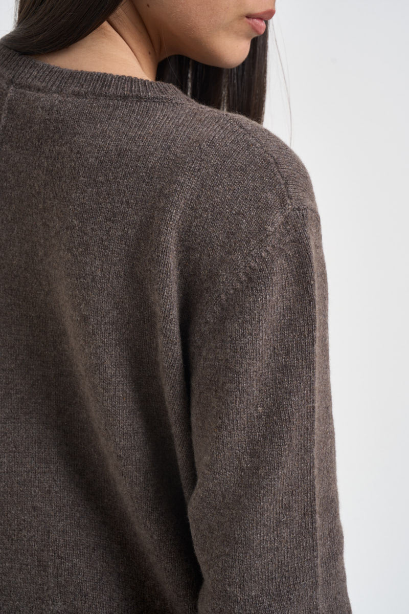 Maglia donna con bordo asimmetrico tortora mèlange F6C58 W57 LIVIANA CONTI 