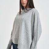 Maglia donna con bordo asimmetrico grigio chiaro F6C58 X47 LIVIANA CONTI 
