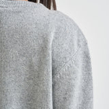 Maglia donna con bordo asimmetrico grigio chiaro F6C58 X47 LIVIANA CONTI 