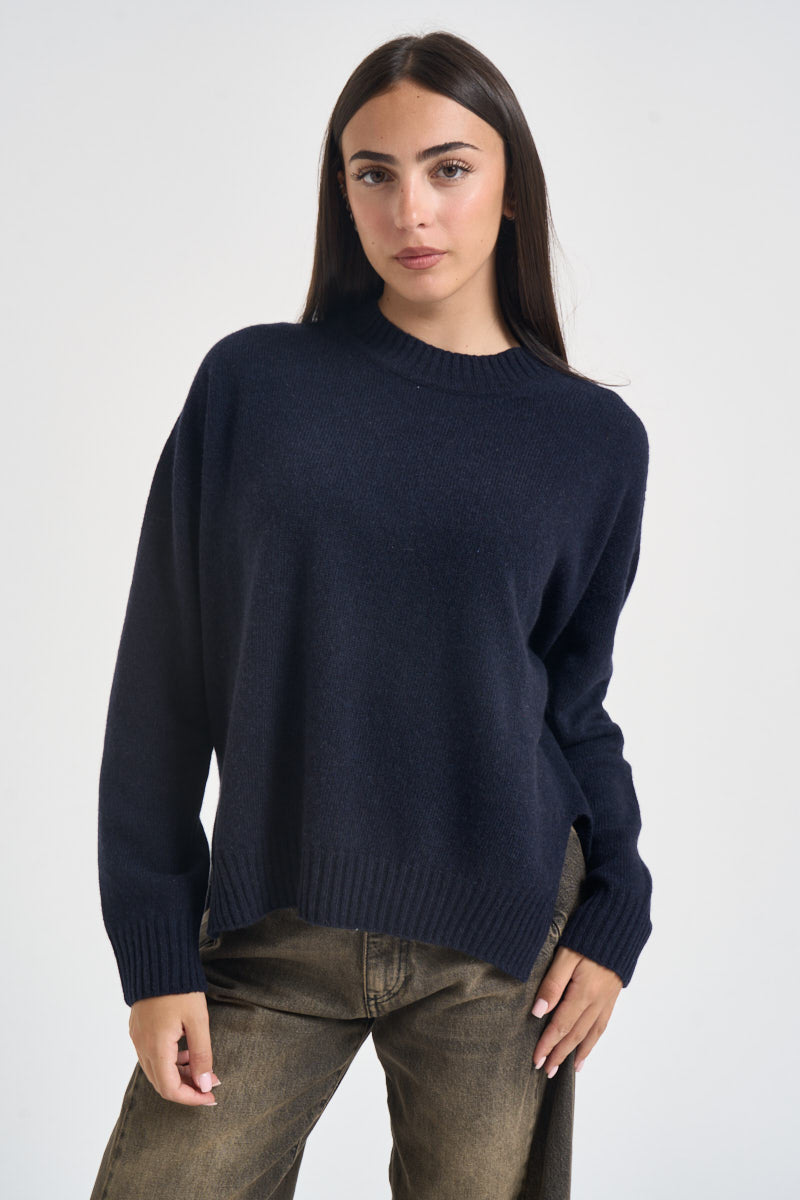 Maglia donna con spacchi laterali blu navy F6C65 N08 LIVIANA CONTI 