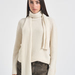 Maglia donna in maglia con sciarpa panna L6WC62 A18 LIVIANA CONTI 