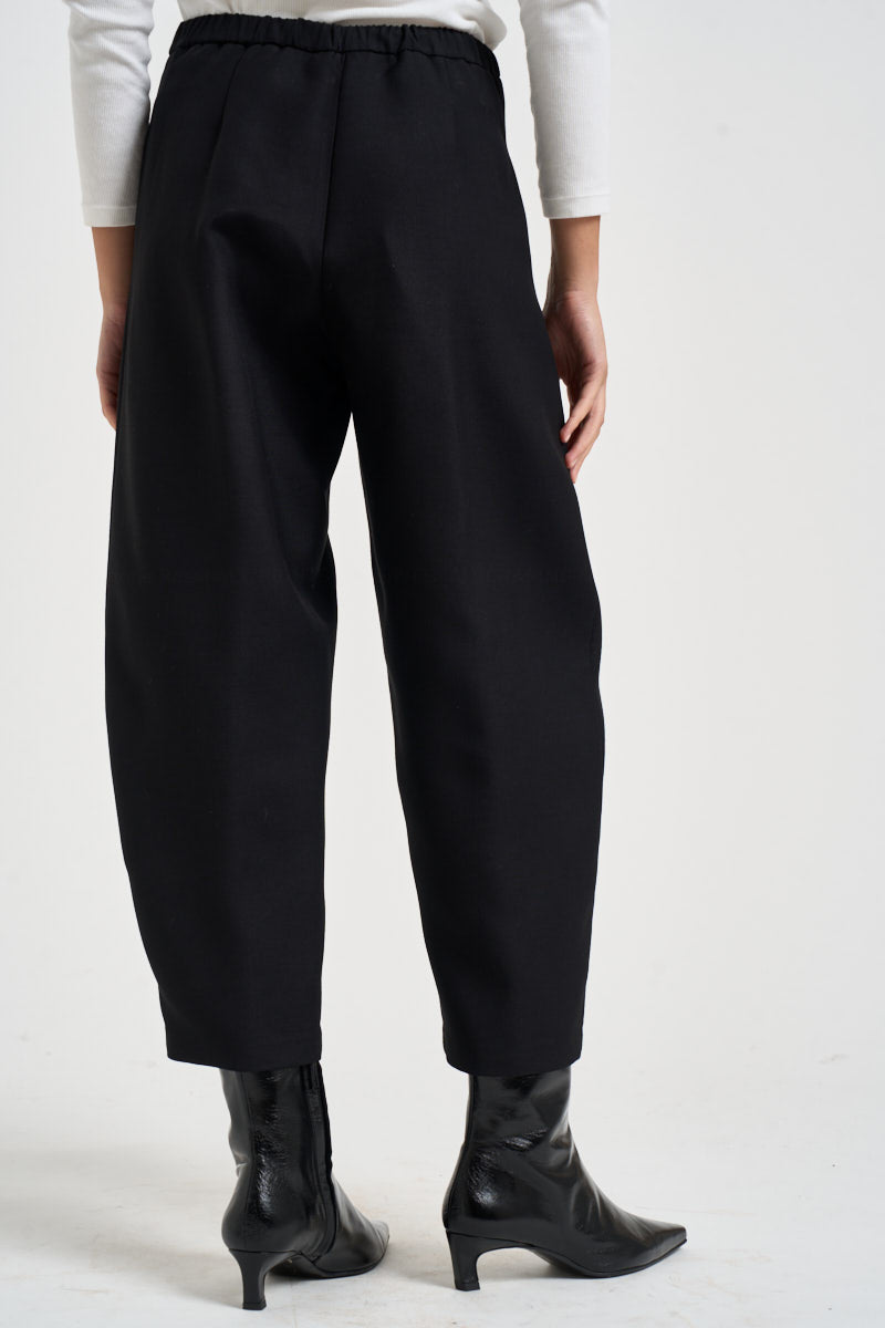 Pantaloni donna Ballon cropped neri L6WM77 Y69 LIVIANA CONTI 