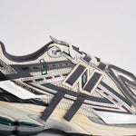 Sneakers uomo 1906A panna, grigio e argento M1906 AD NEW BALANCE 