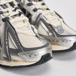 Sneakers uomo 1906A panna, grigio e argento M1906 AD NEW BALANCE 