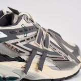 Sneakers uomo 1906A panna, grigio e argento M1906 AD NEW BALANCE 