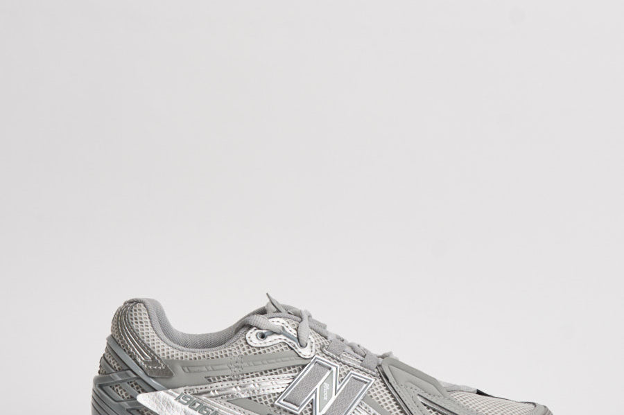 Sneakers uomo 1906R grigio e argento M1906 AG NEW BALANCE 