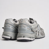 Sneakers uomo 1906R grigio e argento M1906 AG NEW BALANCE 