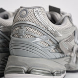 Sneakers uomo 1906R grigio e argento M1906 AG NEW BALANCE 