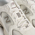 Sneakers uomo 530 bianche e tortora U530. CSB NEW BALANCE 