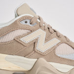 Sneakers donna 9060 beige e panna U9060 8AP NEW BALANCE 