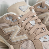 Sneakers donna 9060 beige e panna U9060 8AP NEW BALANCE 