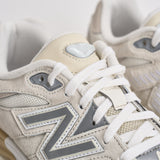 Sneakers uomo 9060 grigia U9060. WHT NEW BALANCE 