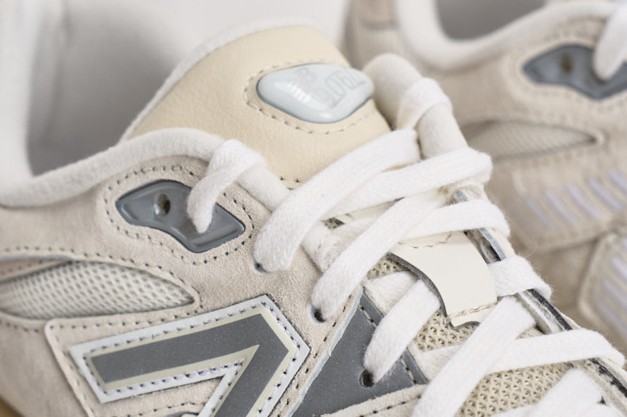 Sneakers uomo 9060 grigia U9060. WHT NEW BALANCE 