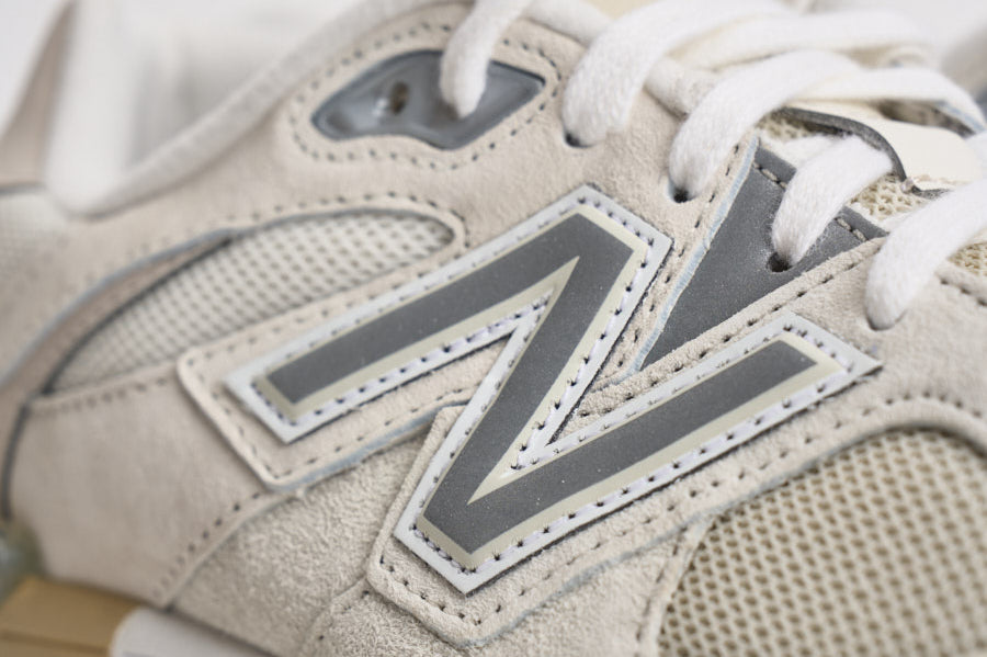 Sneakers uomo 9060 grigia U9060. WHT NEW BALANCE 