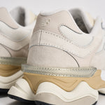 Sneakers uomo 9060 grigia U9060. WHT NEW BALANCE 