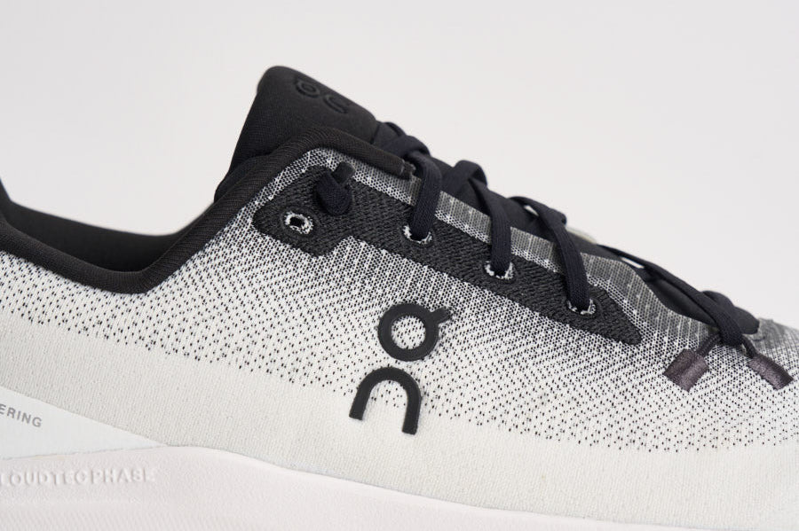 Sneakers uomo Cloudtilt bianche e nere 3ME10101430 BLACKIVORY ON RUNNING 